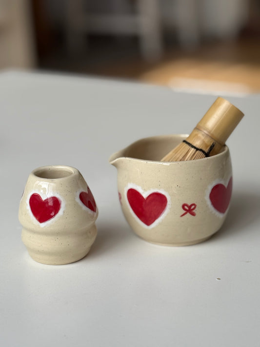 PRE-ORDER: Matcha Set Coquette Hearts (red)