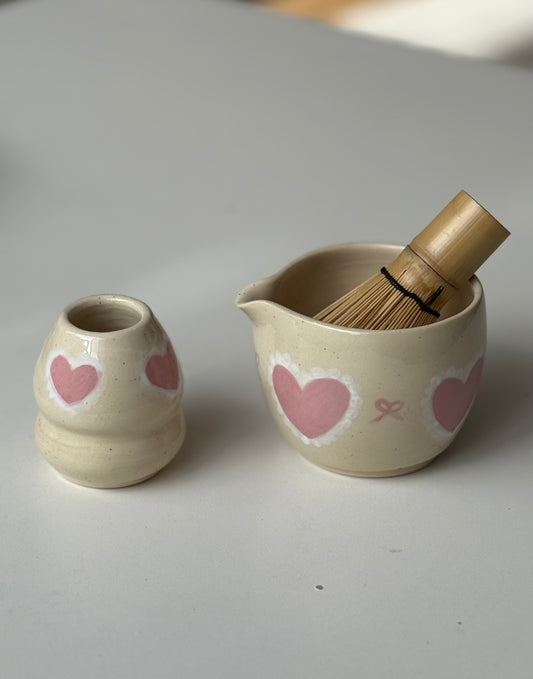 PRE-ORDER: Matcha Set Coquette Hearts (light pink)